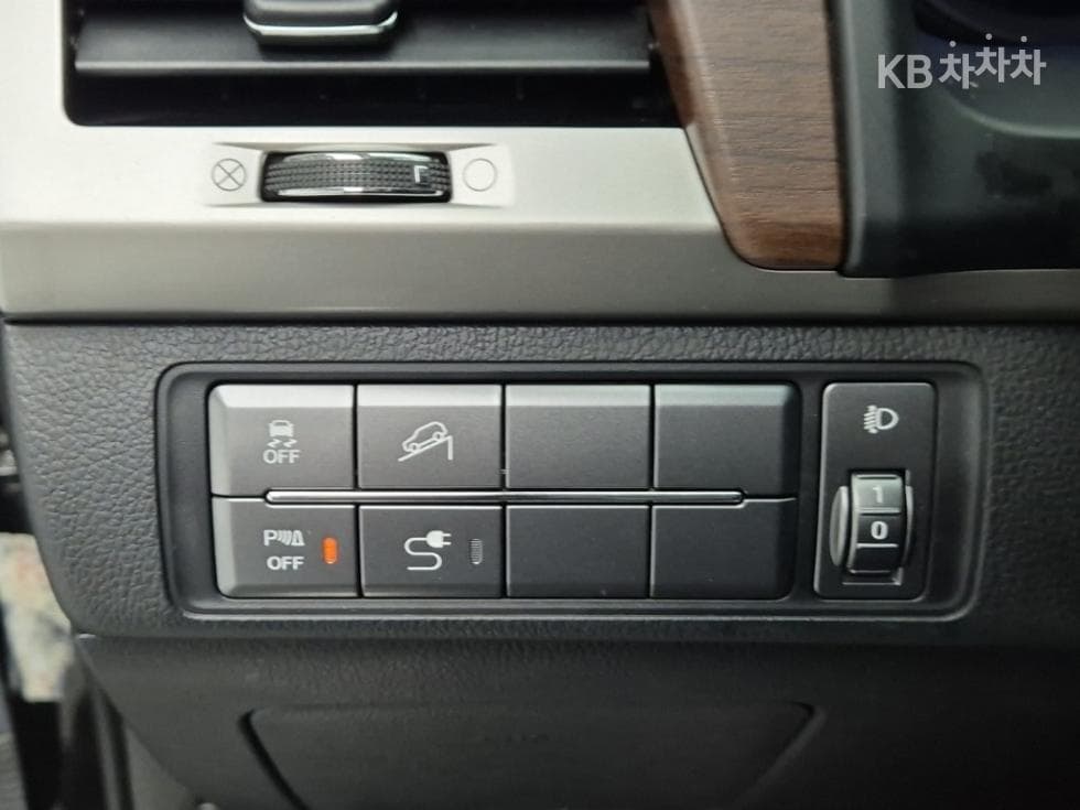 КейДжи Мобилити G4 Rexton2.2 4x4 Лукс - 16