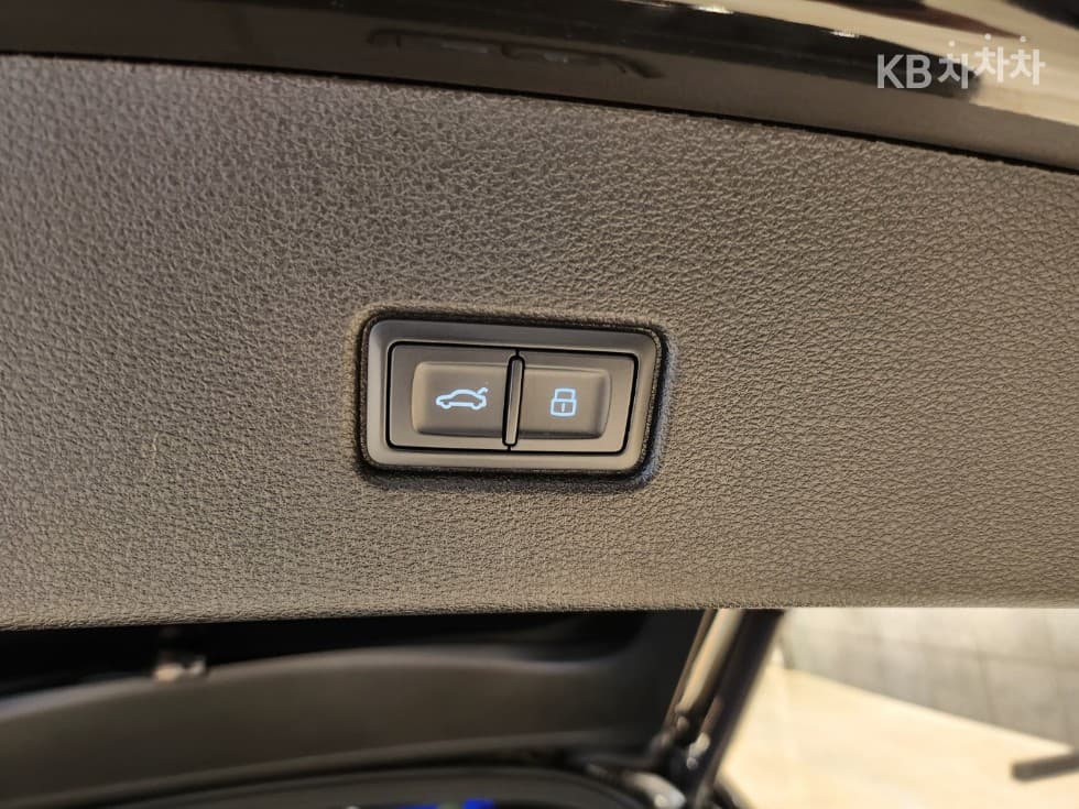 Ауди SQ5(FY)3.0 TFSI Quattro Стандартен - 8