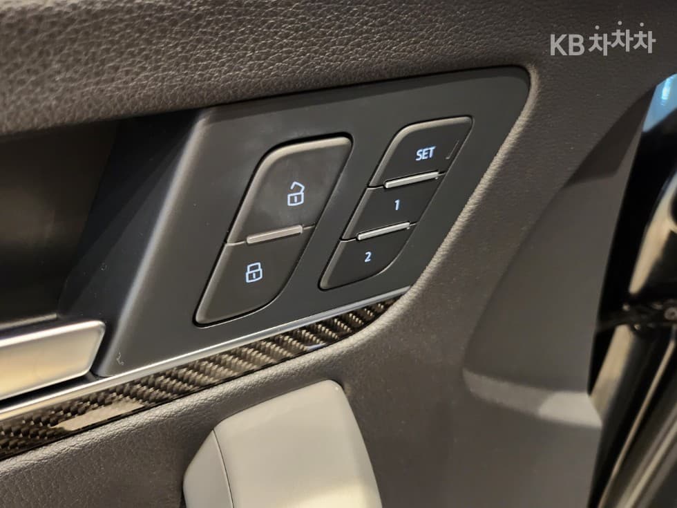 Ауди SQ5(FY)3.0 TFSI Quattro Стандартен - 19