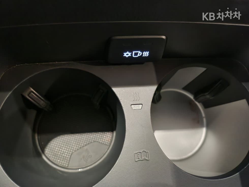 Ауди SQ5(FY)3.0 TFSI Quattro Стандартен - 24