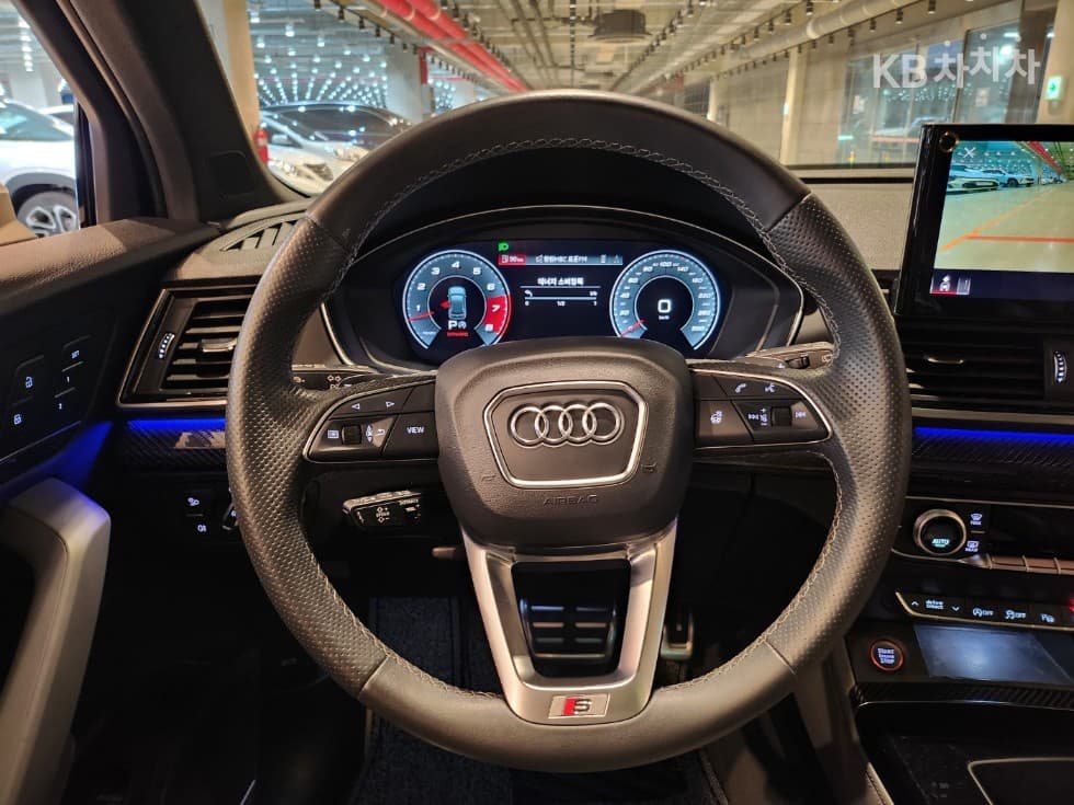 Ауди SQ5(FY)3.0 TFSI Quattro Стандартен - 17