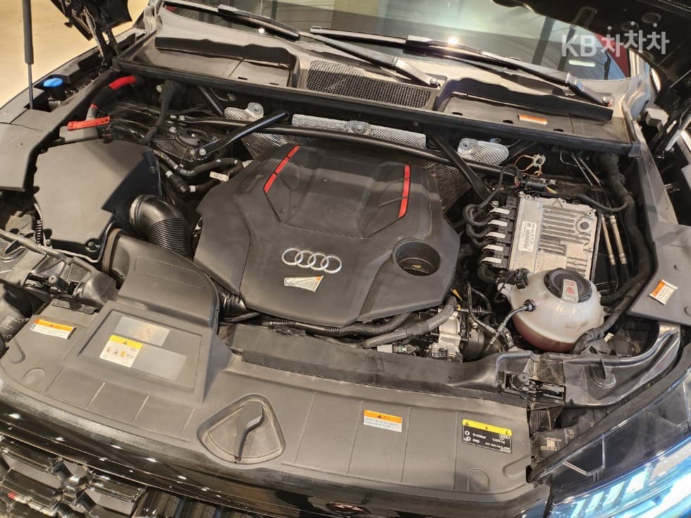 Ауди SQ5(FY)3.0 TFSI Quattro Стандартен - 28