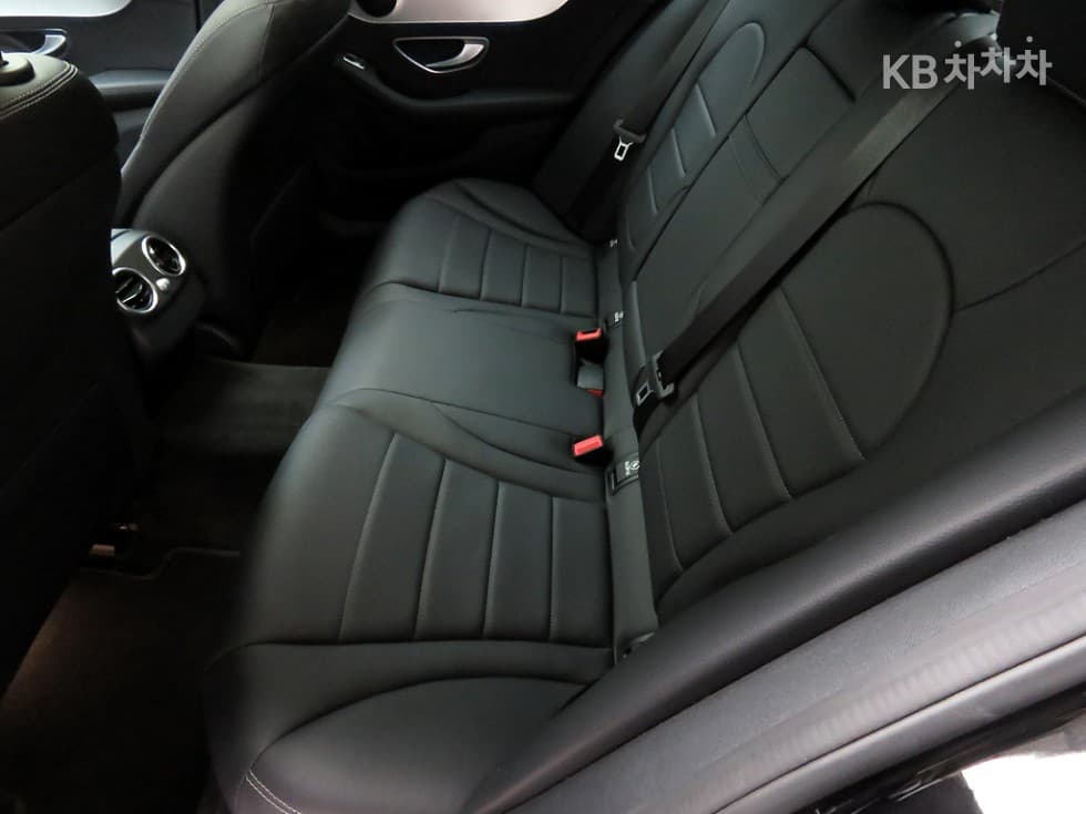 Mercedes-Benz The New (facelift) C-ClassC200 Avantgarde W205 - 6