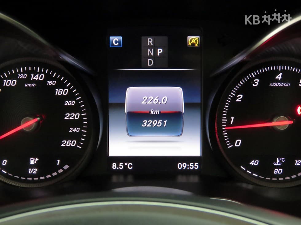 Mercedes-Benz The New (facelift) C-ClassC200 Avantgarde W205 - 9