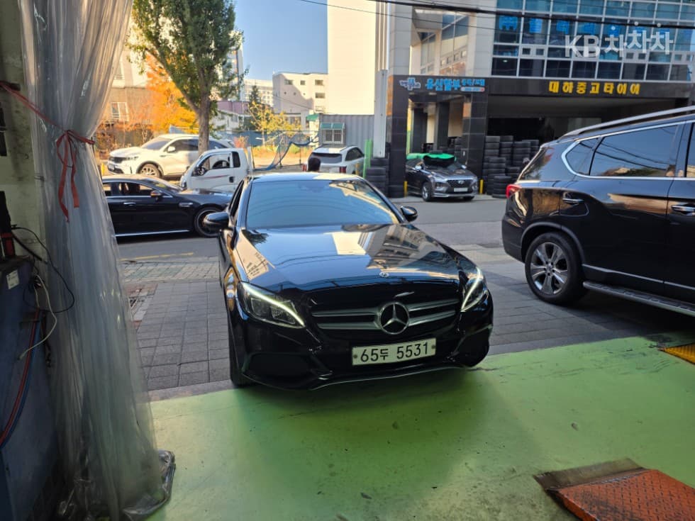 Mercedes-Benz The New (facelift) C-ClassC200 Avantgarde W205 - 21