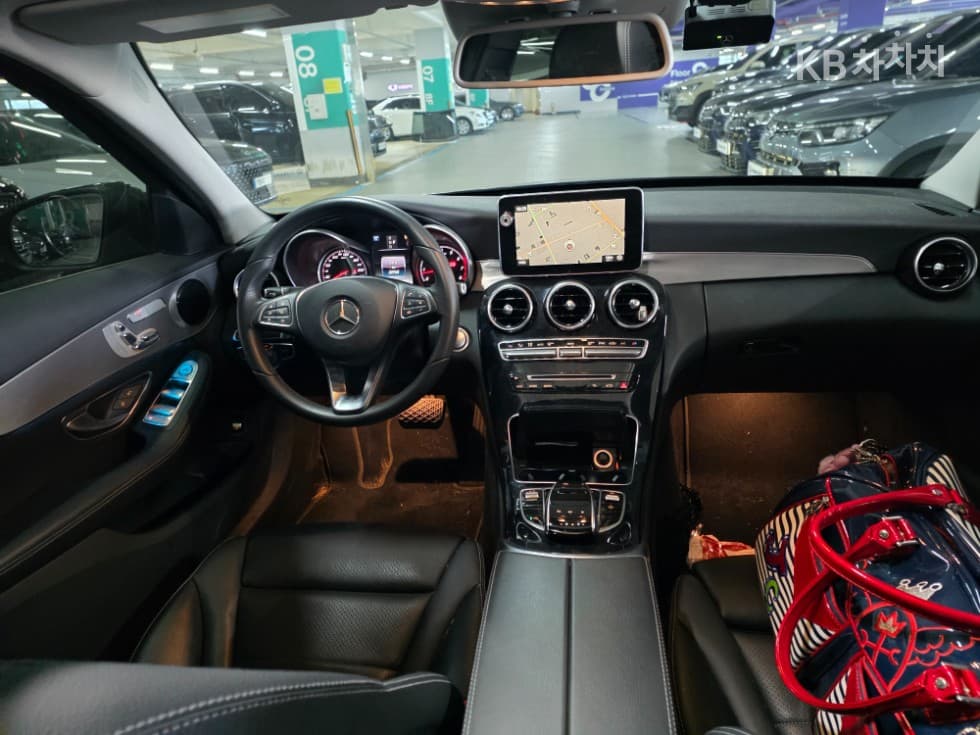 Mercedes-Benz The New (facelift) C-ClassC200 Avantgarde W205 - 28