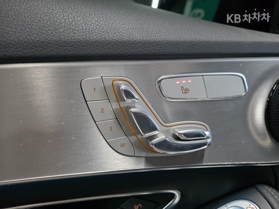 Mercedes-Benz The New (facelift) C-ClassC200 Avantgarde W205 - 30