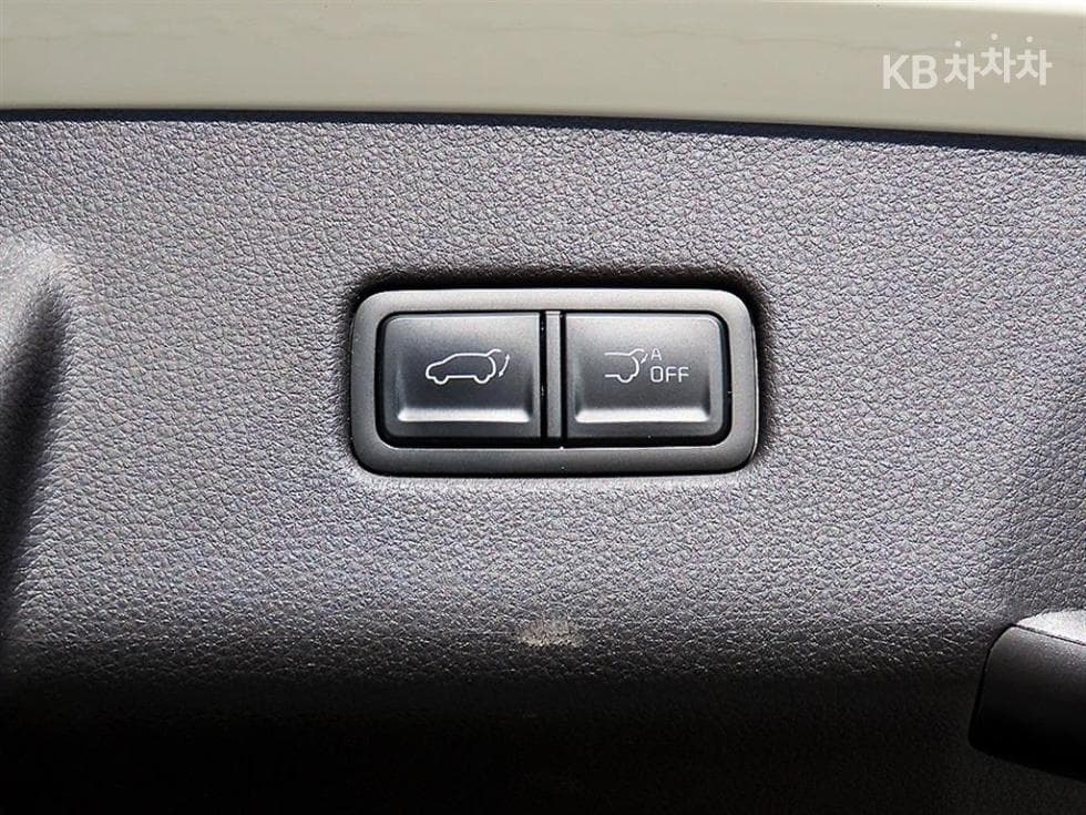 Киа Канивал 4-то поколениеD2.2 9-местен Signature - 16