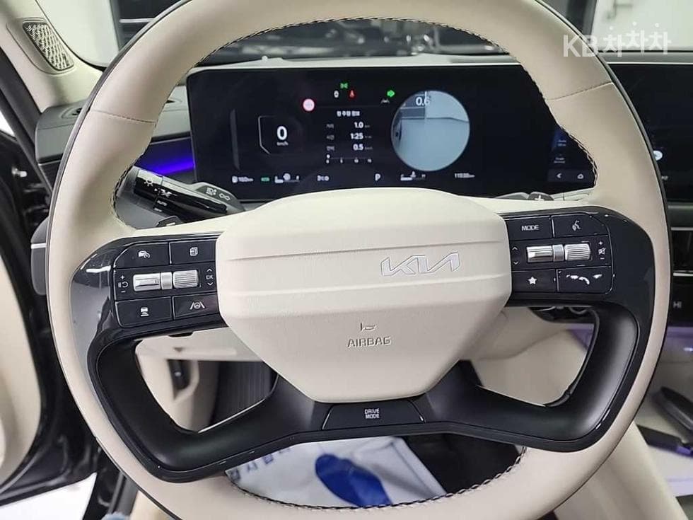 Киа The New (фейслифт) K83.5 Бензин AWD 시그니쳐 - 9