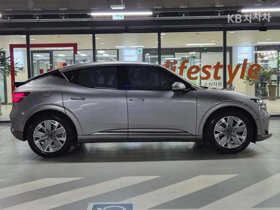 Genesis GV60Standard 2WD Standard - 3