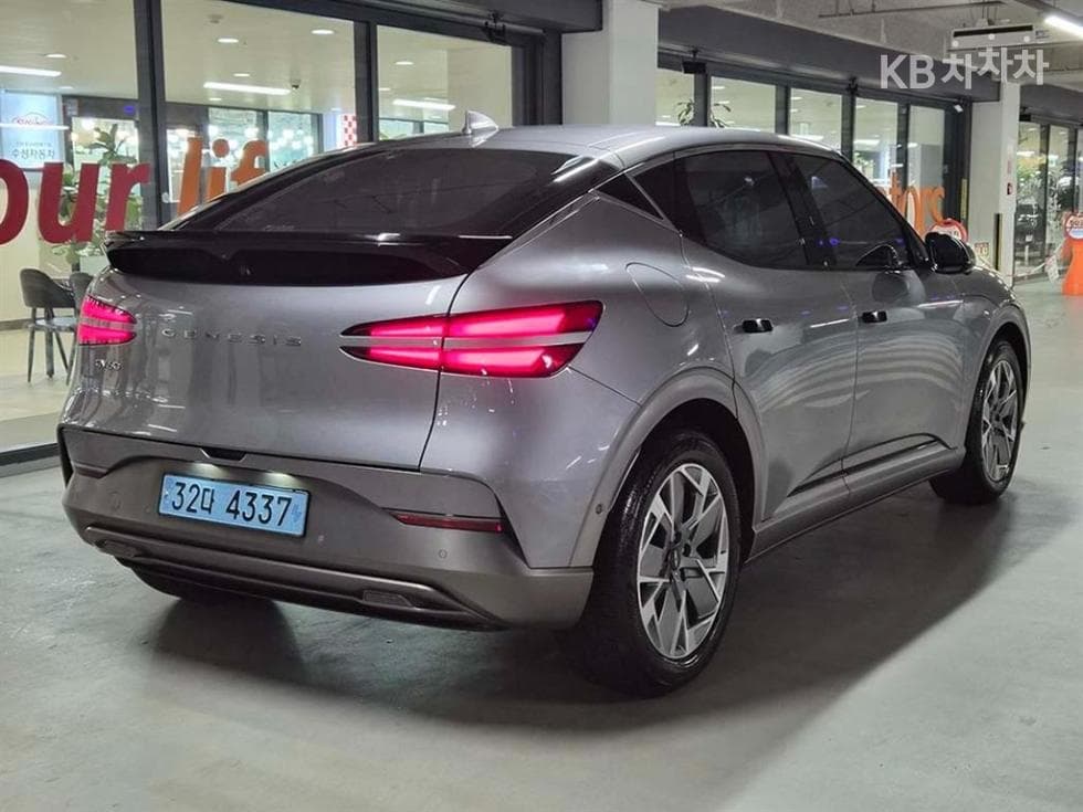 Genesis GV60Standard 2WD Standard - 4