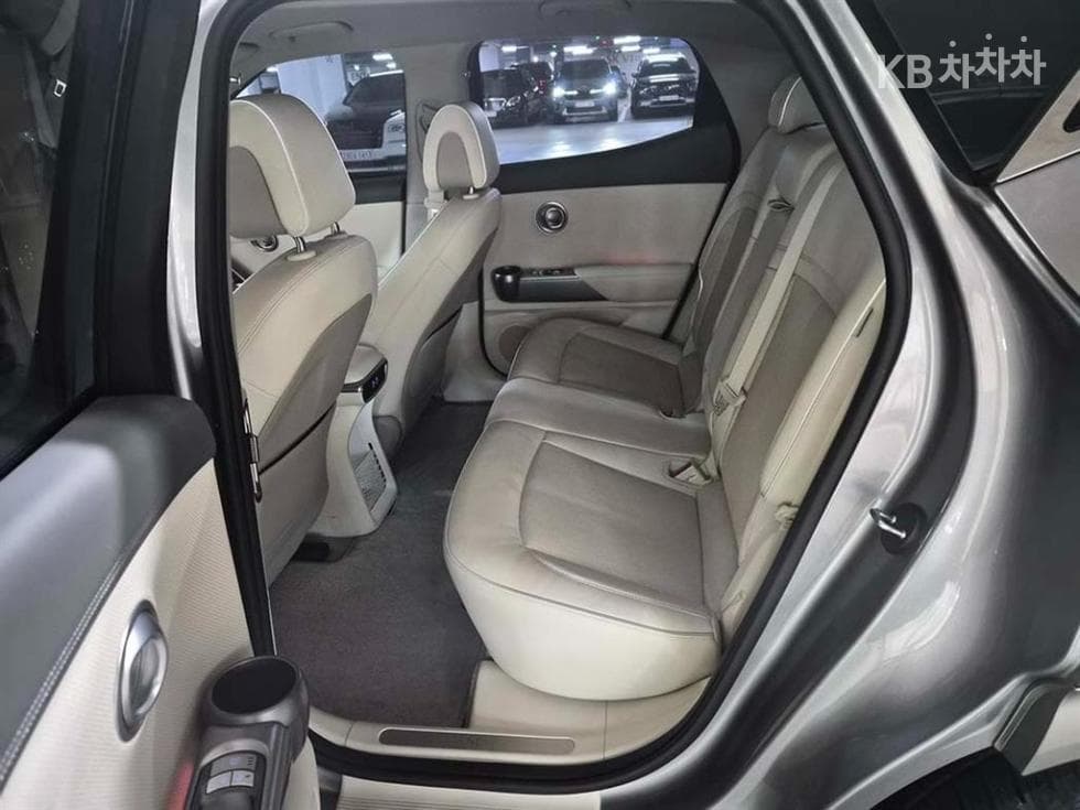 Genesis GV60Standard 2WD Standard - 7