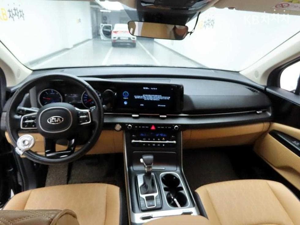 Киа Канивал 4-то поколениеD2.2 9-местен Престиж - 7