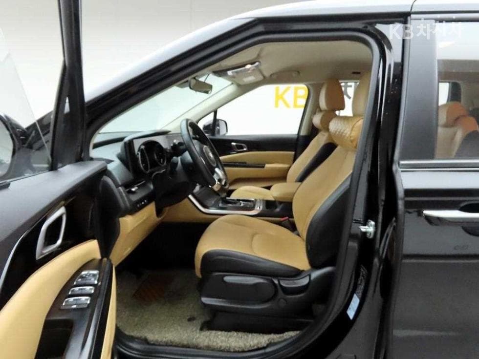 Киа Канивал 4-то поколениеD2.2 9-местен Престиж - 13