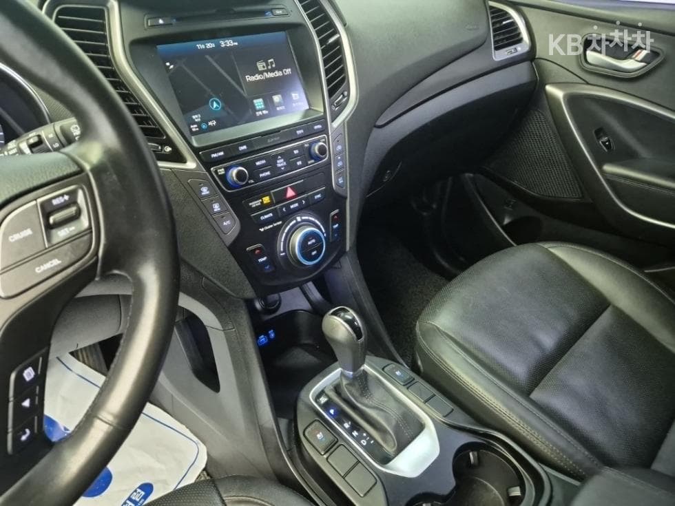 Хюндай Санта Фе The PrimeДизел Хонда R-двигател 2.0 дизел 2WD 7-местен (Лимузин) Exclusive 기본 - 10