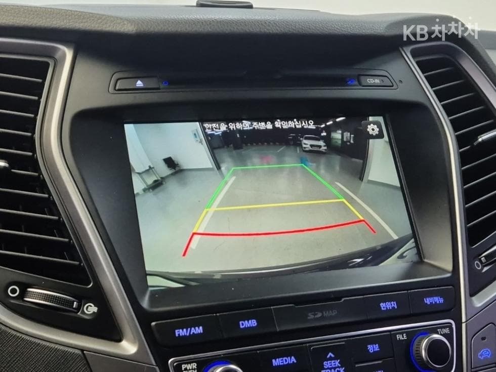 Хюндай Санта Фе The PrimeДизел Хонда R-двигател 2.0 дизел 2WD 7-местен (Лимузин) Exclusive 기본 - 14