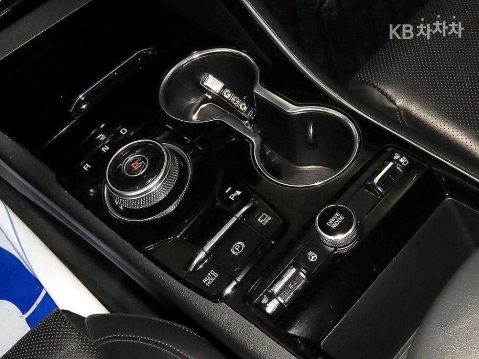Kia K5 Hybrid 3rd Gen2.0 HEV Signature - 12