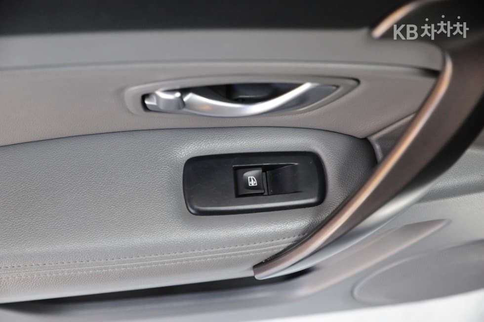 Рено Корея НовSM5(신형)LPLi SE - 17