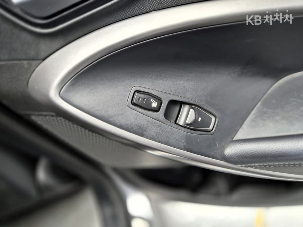 Хюндай Санта Фе DMХонда R-двигател 2.0 дизел 2WD PREMIUM Стандартен - 15