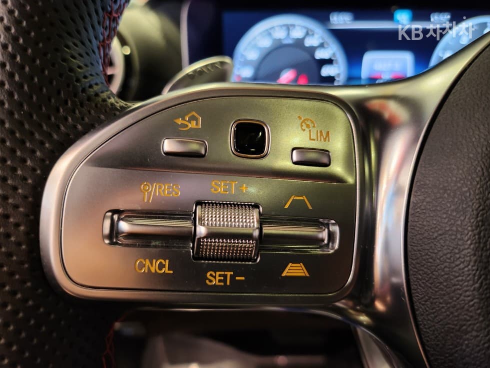 Mercedes-Benz E-Class (W213)E63 AMG 4MATIC+ - 19