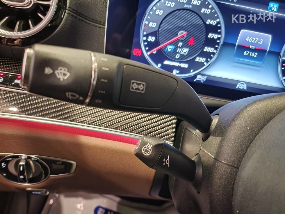 Mercedes-Benz E-Class (W213)E63 AMG 4MATIC+ - 21