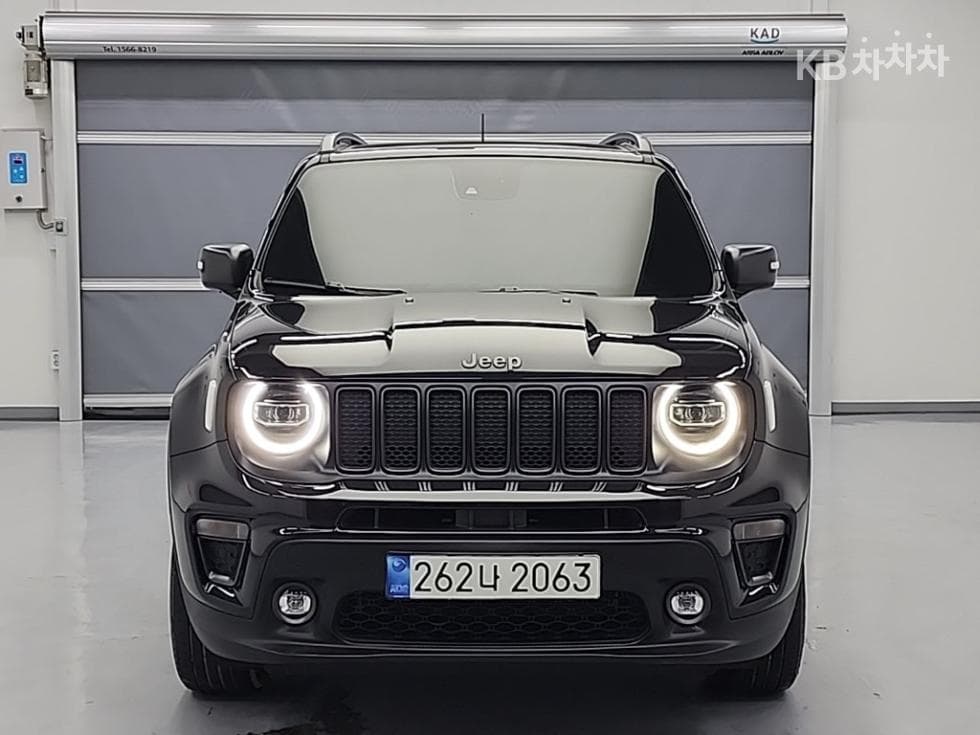 지프 레니게이드2.4 Limited AWD 80th Anniversary Edition - 2