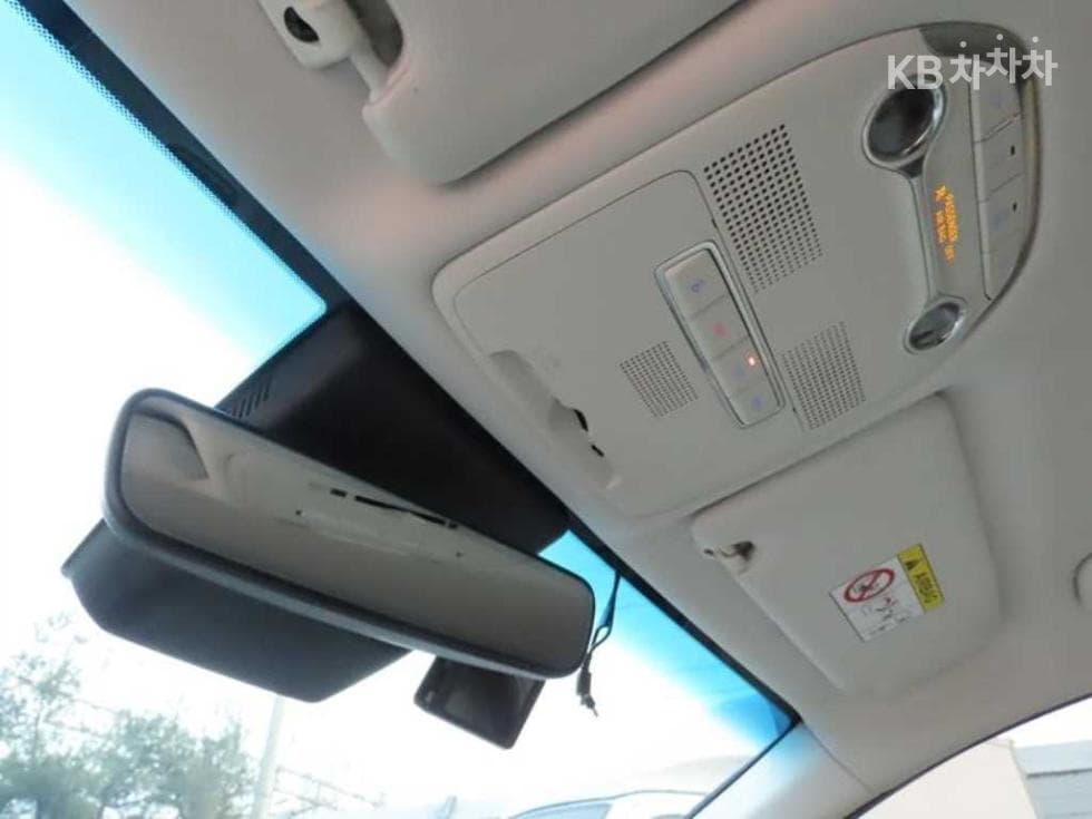 Хюндай The New (фейслифт) Grandeur (Azera) Хибрид2.4 Premium - 16