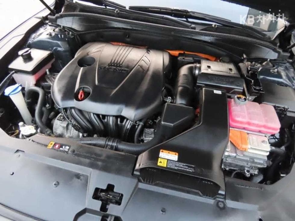 Хюндай The New (фейслифт) Grandeur (Azera) Хибрид2.4 Premium - 19