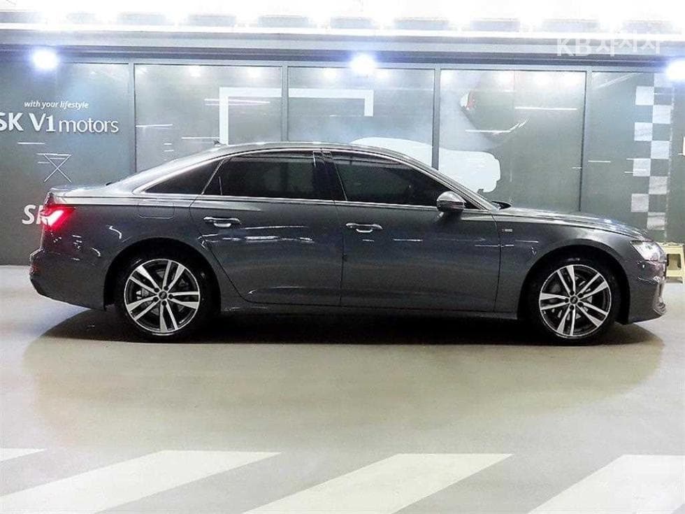 Audi A6(C8)45 TFSI Quattro Premium - 3