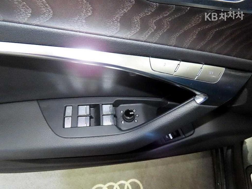 Audi A6(C8)45 TFSI Quattro Premium - 13