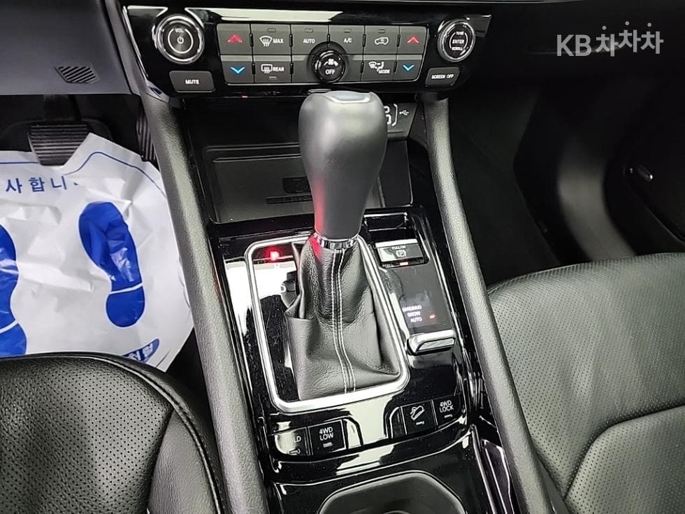 지프 올Нов 컴패스2.4 AWD S - 8
