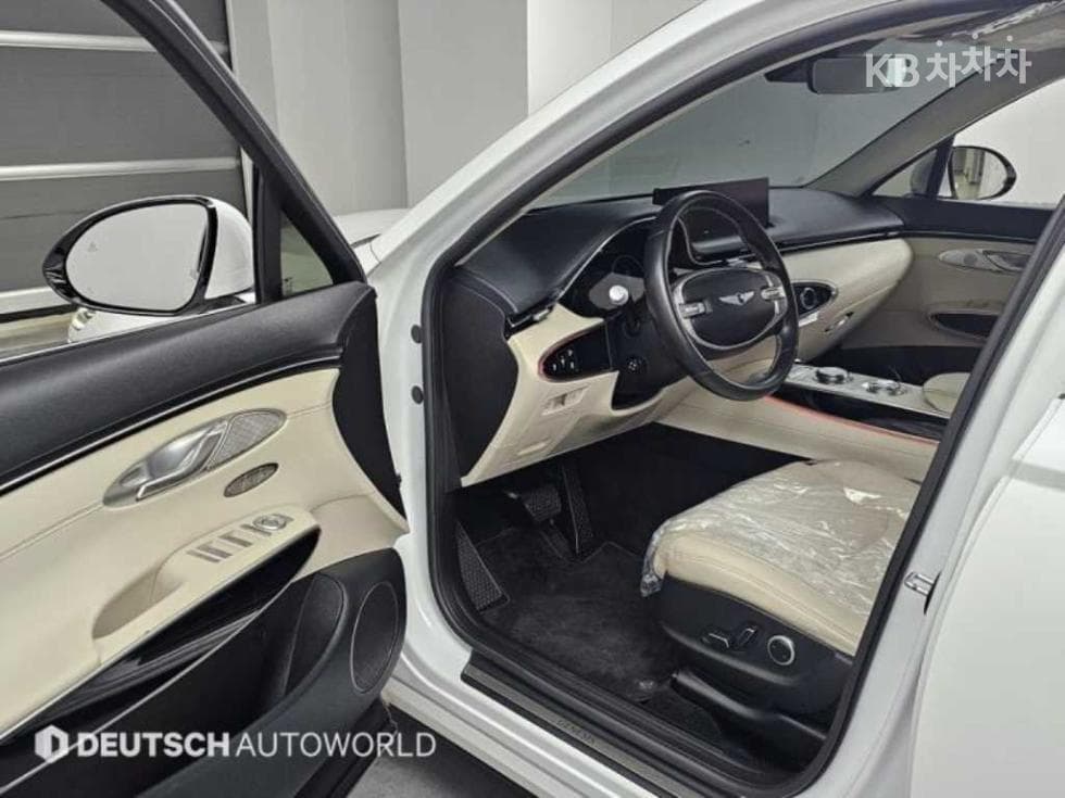 Genesis GV70Diesel 2.2 AWD - 11