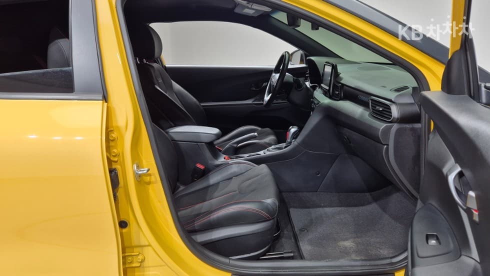 Хюндай Велестор(JS)1.4 Турбо Бензин Директ Инжекция Modern 코어 - 10