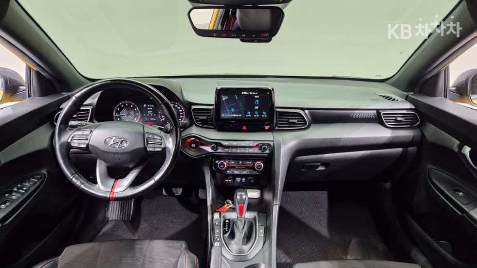 Хюндай Велестор(JS)1.4 Турбо Бензин Директ Инжекция Modern 코어 - 11