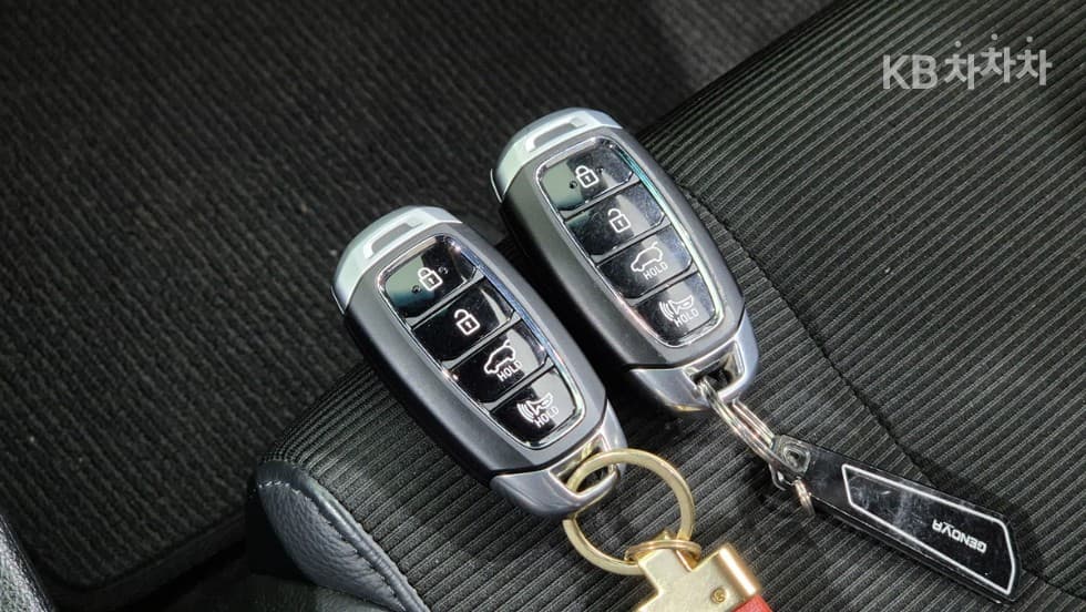 Хюндай Велестор(JS)1.4 Турбо Бензин Директ Инжекция Modern 코어 - 18