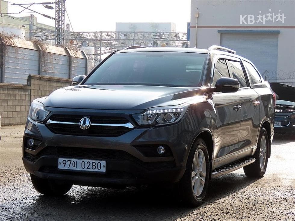 КейДжи Мобилити Rexton 스포츠 2.2 4x4 어드벤처 - Image 1