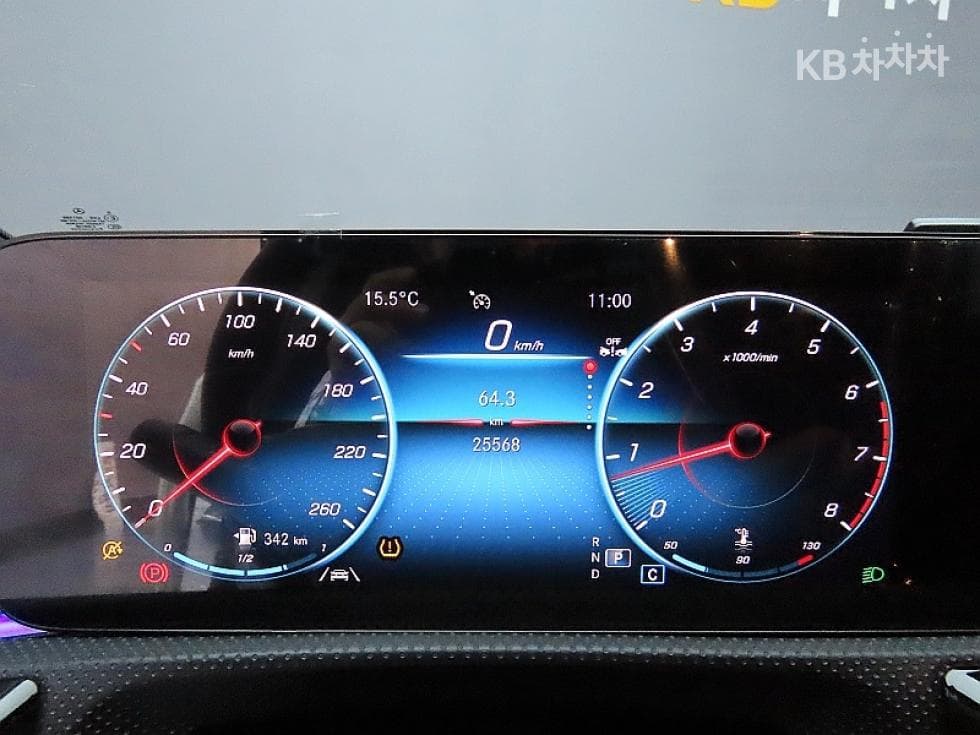 Mercedes-Benz A클래스(W177)A220 Sedan - - 8