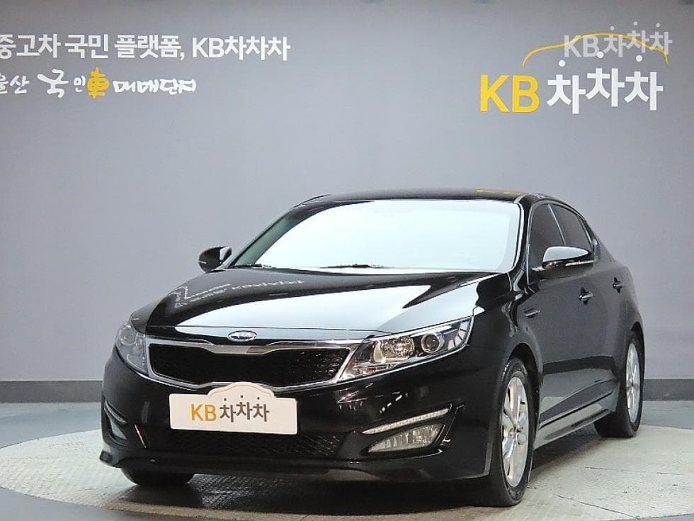 Kia K5 Gasoline 2.0 Prestige - Image 1