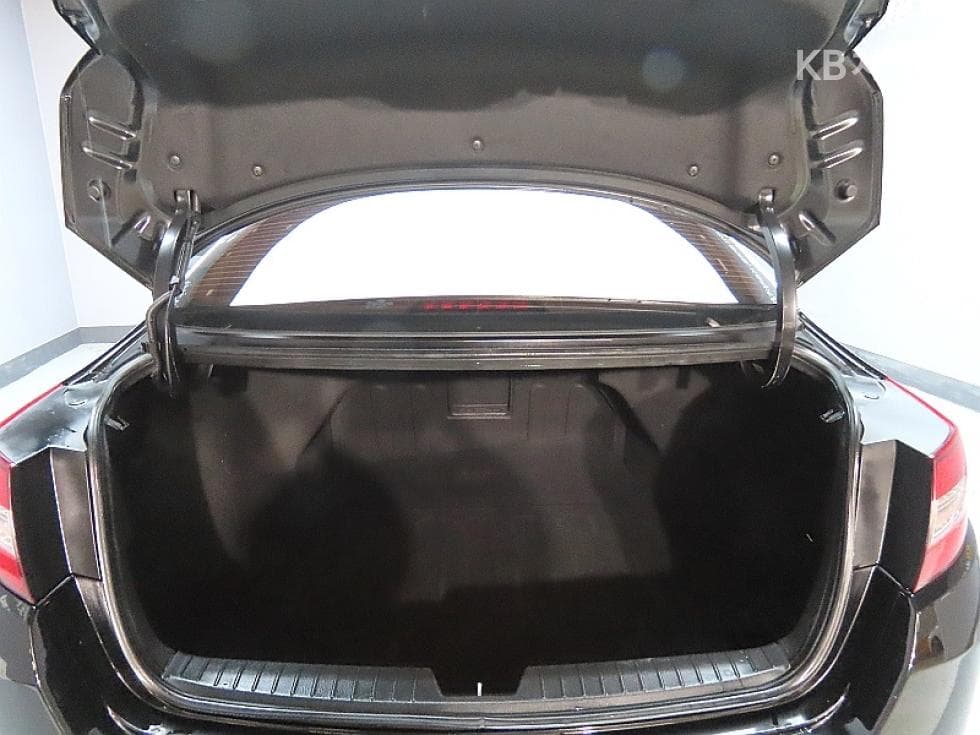 Kia K5Gasoline 2.0 Prestige - 19
