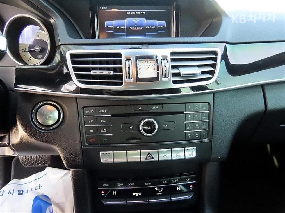 Mercedes-Benz Нов E-КласE220 블루텍 Авангард W212 - 14