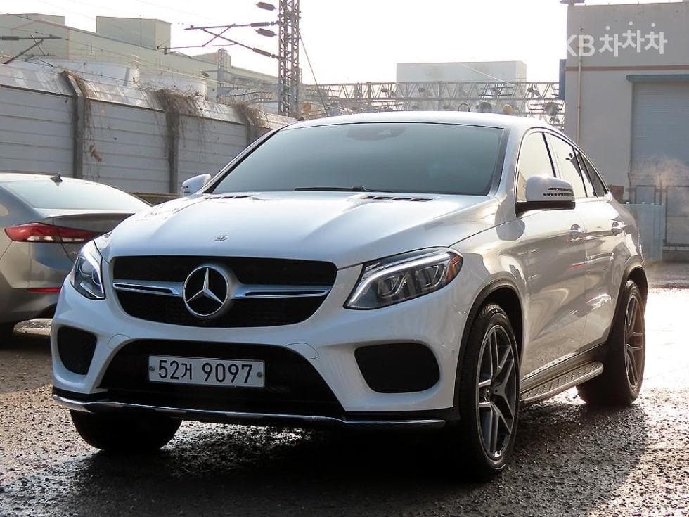 Mercedes-Benz GLE(W166) 350 d 4Matic Купе - Image 1