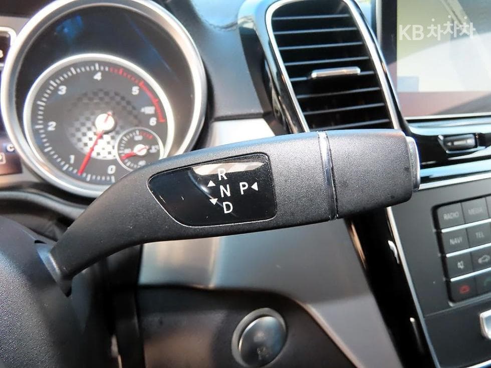 Mercedes-Benz GLE(W166)350 d 4Matic Купе - 10