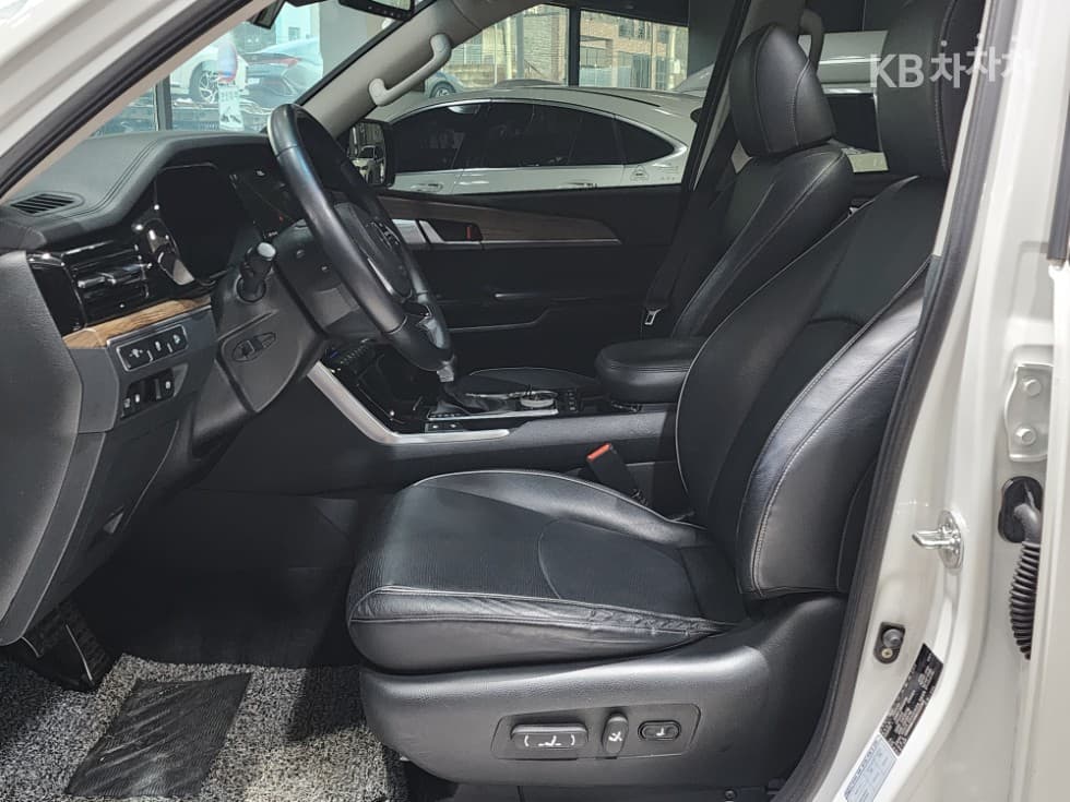 Киа Mohave 더마스터3.0 Дизел 4x4 플래티넘 - 18