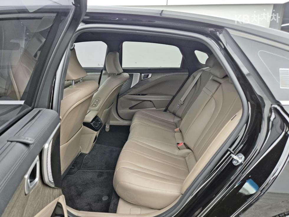 Kia K82.5L gasoline Noblesse - 18