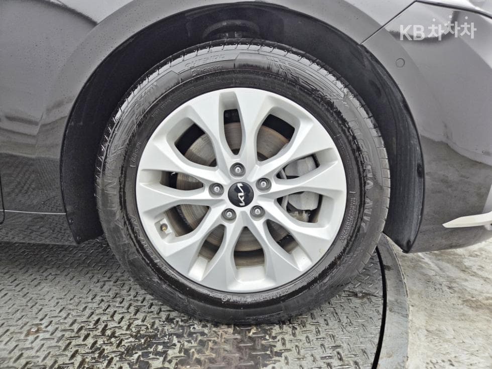 Kia K82.5L gasoline Noblesse - 25