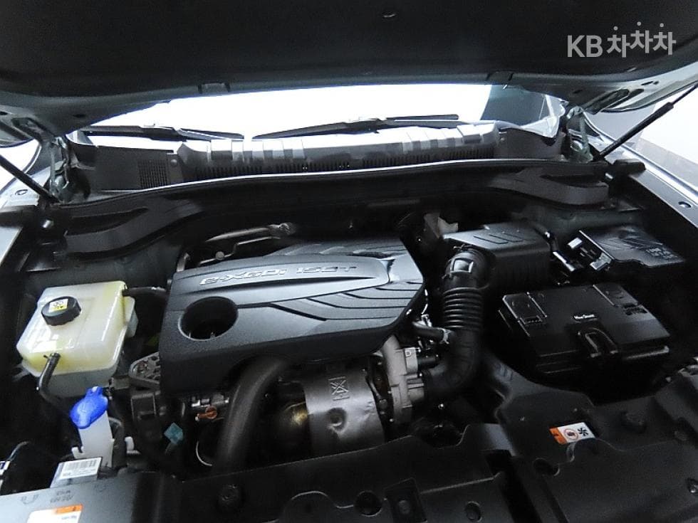 KG Mobility 토레스(J100)1.5 GDI Turbo T7 - 7