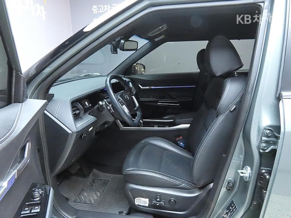 KG Mobility 토레스(J100)1.5 GDI Turbo T7 - 10