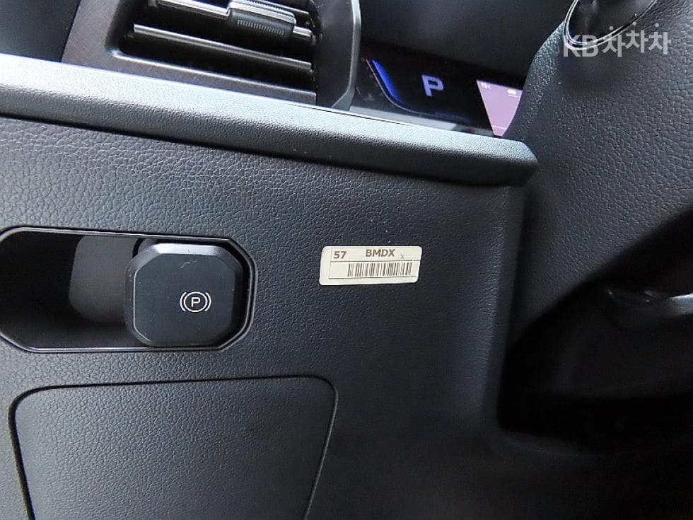KG Mobility 토레스(J100)1.5 GDI Turbo T7 - 12
