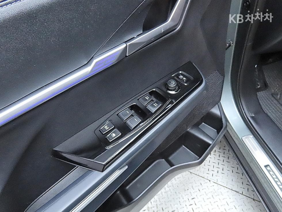 KG Mobility 토레스(J100)1.5 GDI Turbo T7 - 13