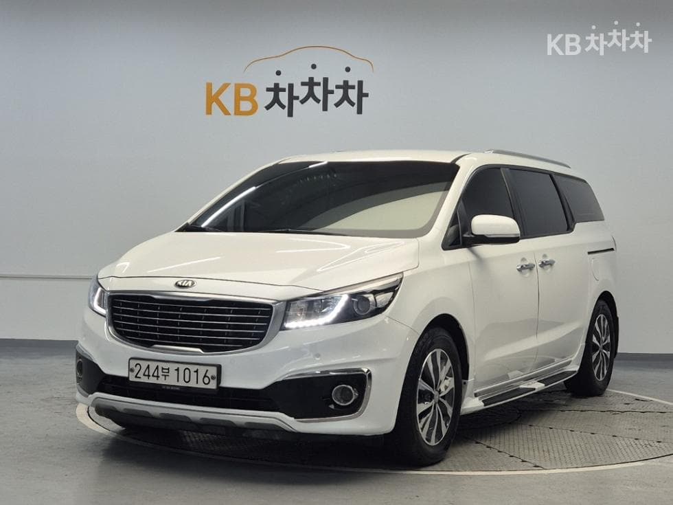 Киа All New Канивал 9-местен 2.2 Дизел Лукс - Image 1